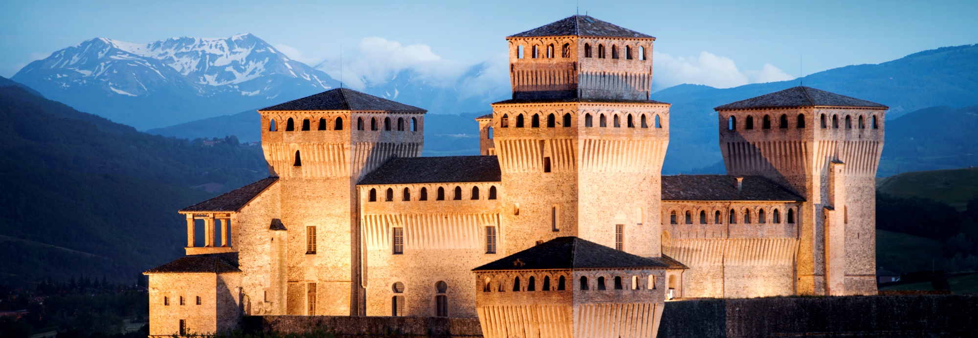 Sapori d'Appennino a Torrechiara - Cena di gala in Piazza per l'avvio del Festival del Prosciutto 